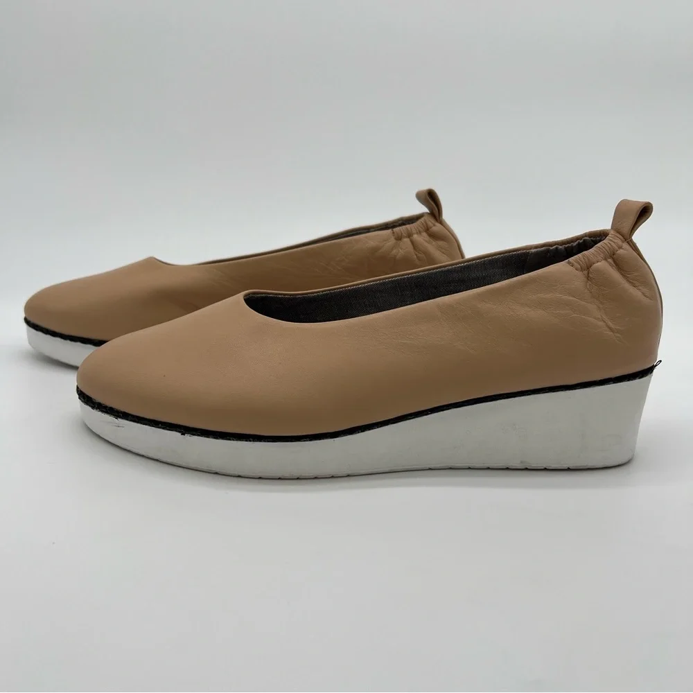 Anthropologie Com+Sens Nude/Beige “Breeane” Choked Up Slip On Wedge Size 9.5